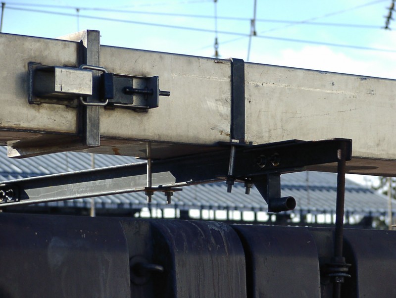 P2250007light.jpg