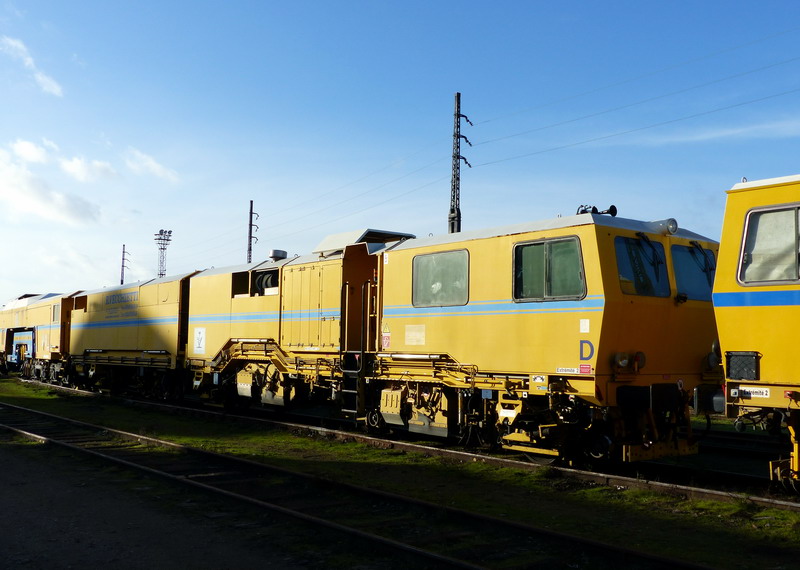 (6) 99 87 9 123 501-8 Type 109-3X Dynamic.jpg