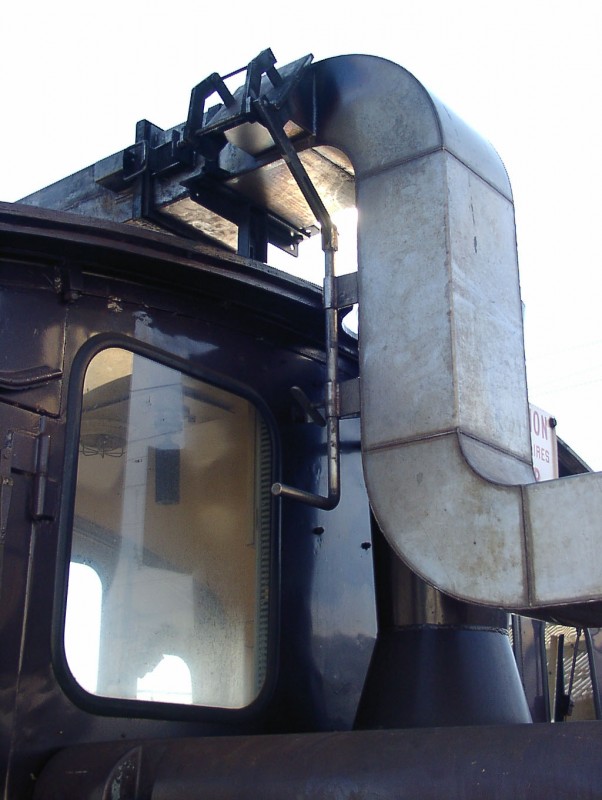 P2250016light.jpg