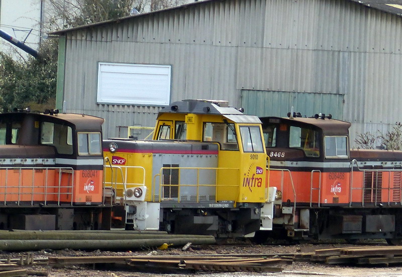 Y.9010 (2015-01-25 Crem de SPDC) + 8041 + 8468 (2).jpg