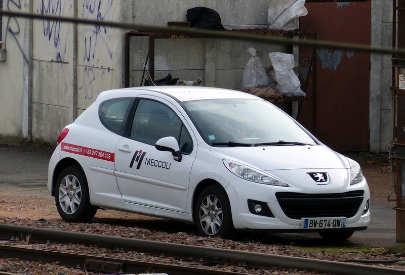 Peugeot 208 BW-674-QN (37).JPG