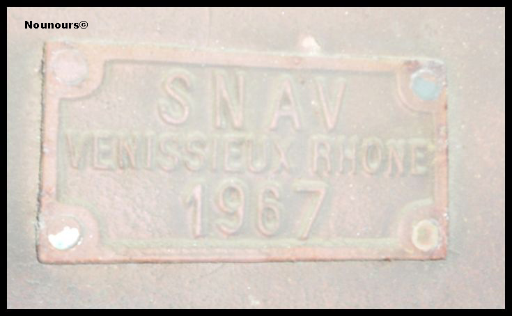 40879522802_2_Us_G90_2_TL_Plaque.jpg
