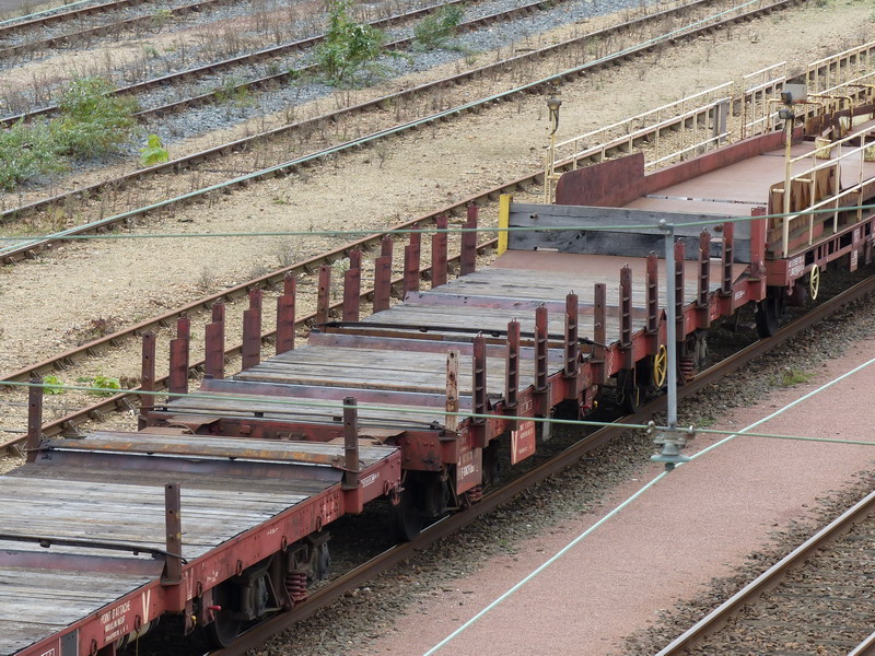 80 87 977 1 701-0 Uas S04 6 F SNCF-PN (2014-10-20 SPDC) (1).jpg