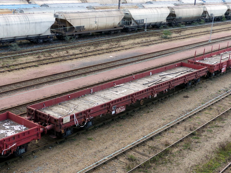 33 87 3999 415-4 Res RIV F-FW (2014-11-26 SPDC) (1).jpg