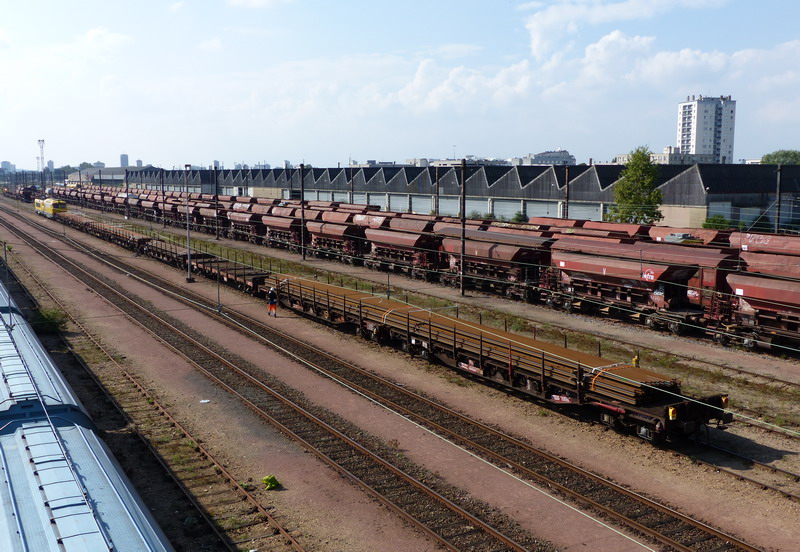33 87 3901 424-3 Rs R83 RIV F-ERSA (2014-09-30 SPDC) (2).jpg