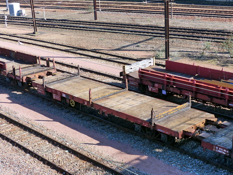 80 87 977 1 925-5 Uas S03 6 F SNCF-DJ (2015-03-05 SPDC) (1).jpg