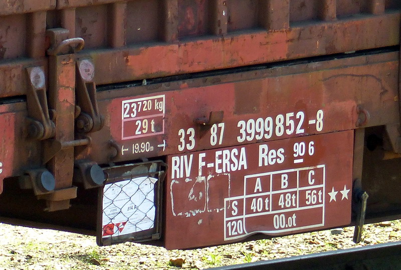 33 87 3999 852-8 Res 90 6 RIV F-ERSA (2015-04-09 SPDC) (7).jpg