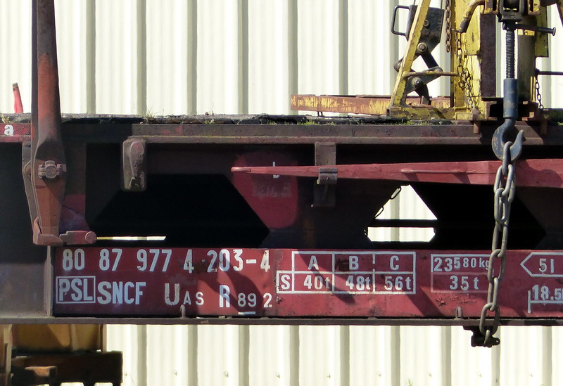 80 87 977 4 203-4 Uas R89 2 SNCF-PSL (2015-04-12 Crem de  SPDC) (3).jpg