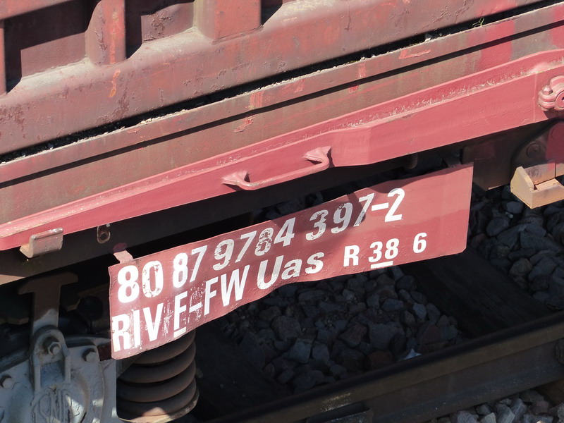 80 87 978 4 397-2 Uas R38 6 RIV F-FW (2015-04-21 SPDC) (2).jpg
