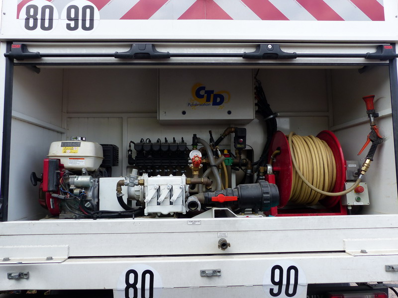 IVECO daily 4X4 - CR-042-VM (2015-04-29 Tours) (5).jpg