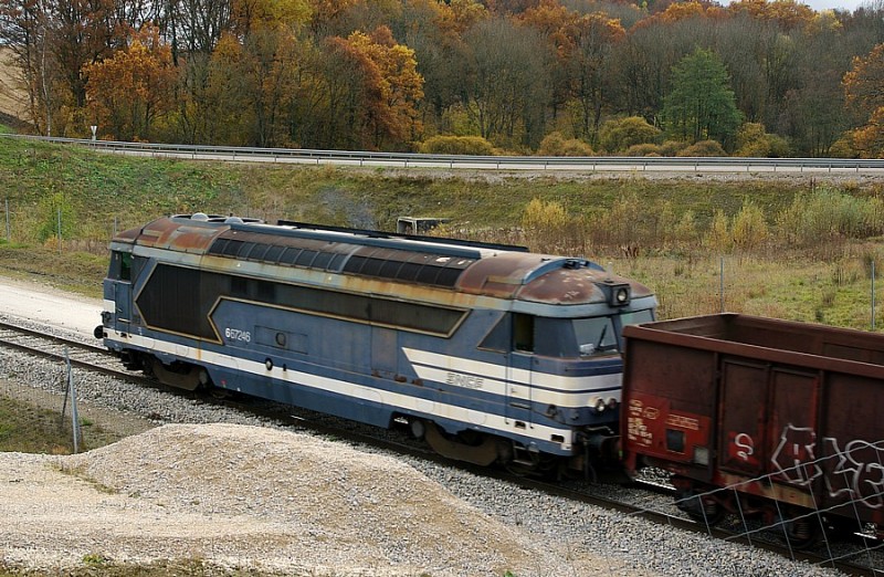 20101105ve-lgv-rr-lesmagny-bif-base-villersexel-class58cc58021etf+4tombereaux-v-uas+bb67246-vt-imgp8220retoucheauto-recadre900.jpg