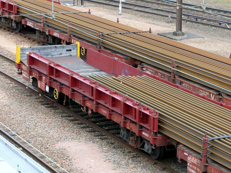 80 87 977 1 716-8 Uas S04 6 F SNCF-DJ (2015-05-29 SPDC) (1).jpg