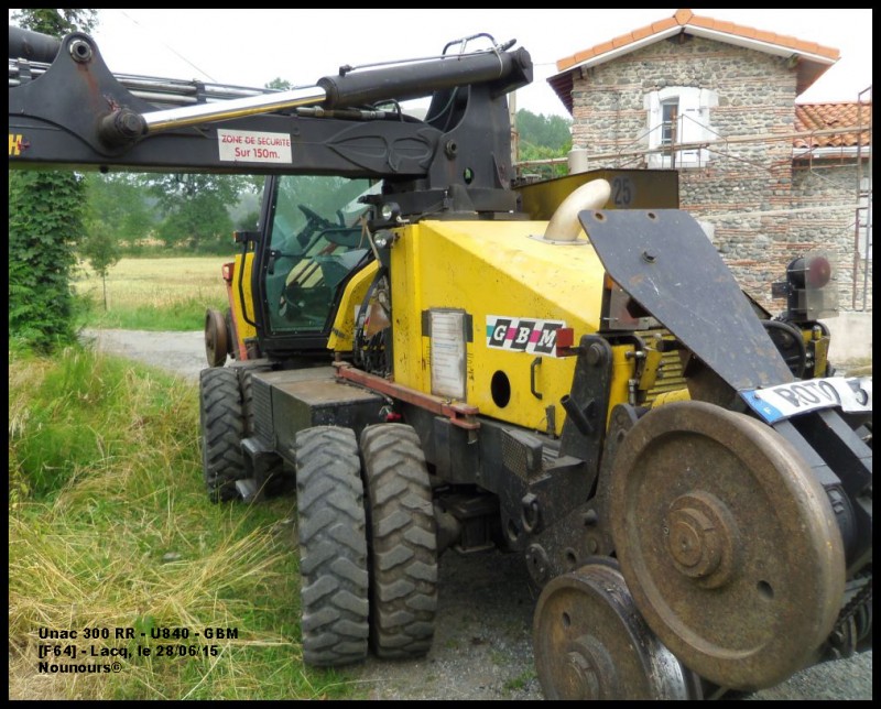UNAC300RR_U840_GBM_Détail_1.jpg