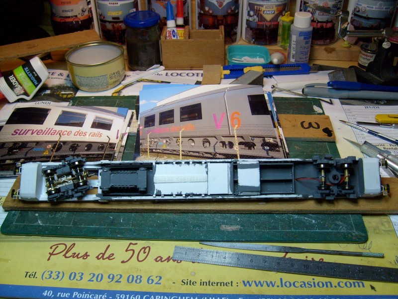 V6 sous châssislight.JPG