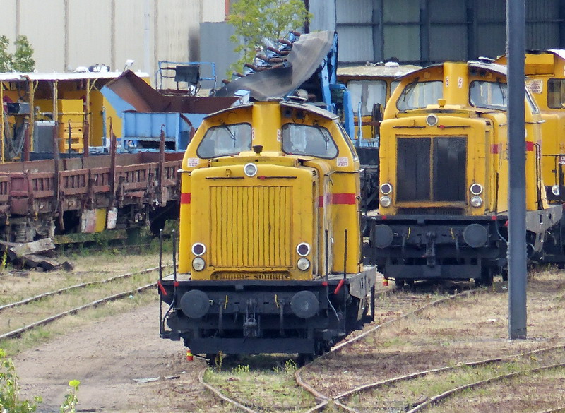 (3) V212H + V212A.jpg