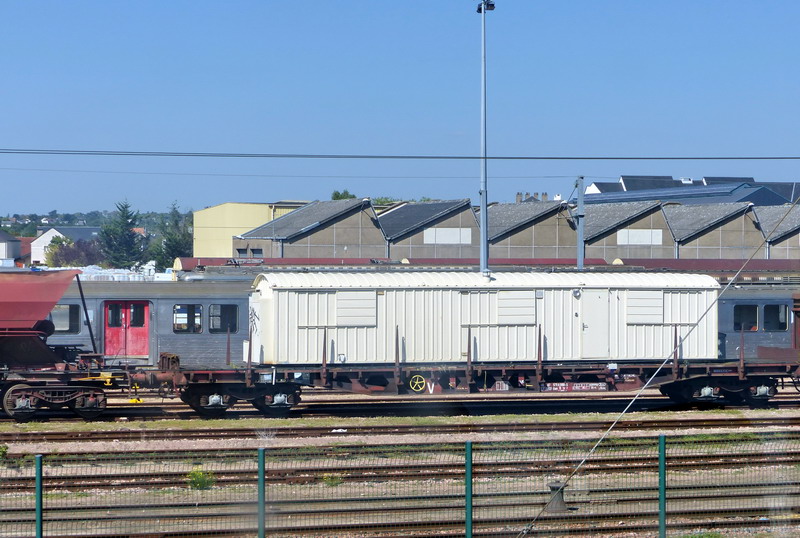 80 87 979 4 088-5 Uas R54 2 SNCF-CF (2015-09-10 SPDC) (1).jpg