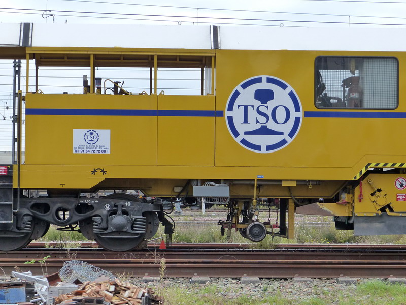 99 87 9 121 523-4 Type 109-32 S (2015-10-25 Infrapôle LGV A à SPDC) TSO (9).jpg