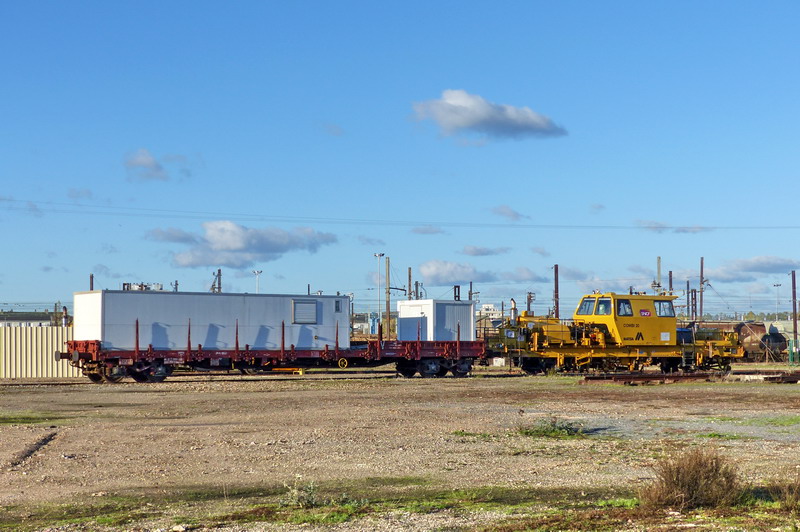 80 87 979 4 731-0 Uas R55 6 F SNCF-TR (2015-11-22 C2MI de SPDC) + 99 87 9 128 058-4 (1).jpg