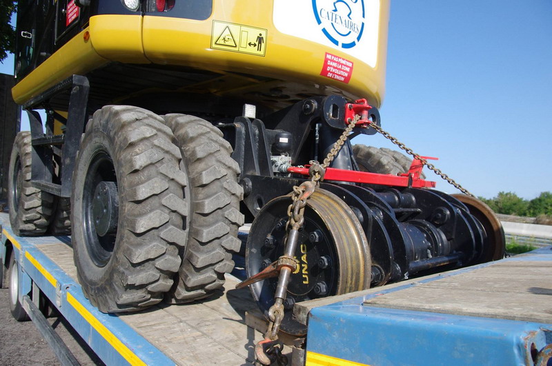 UNA 22 TRR (2014-08-05 environ de Bar le Duc N°4) TSO Caténaire (14) + camion Hedon .jpg