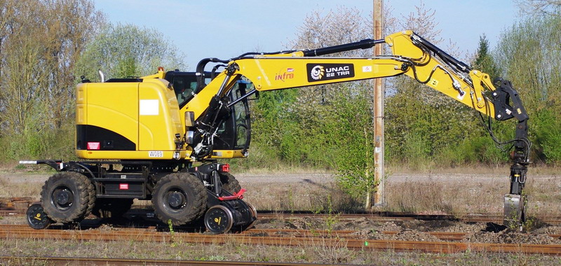 UNAC 22TRR W 089 (2015-04-22 gare de Busigny 59) SNCF (2).jpg