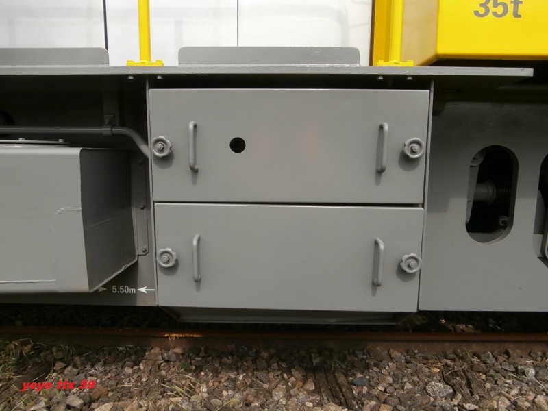 Y 8481=44.JPG