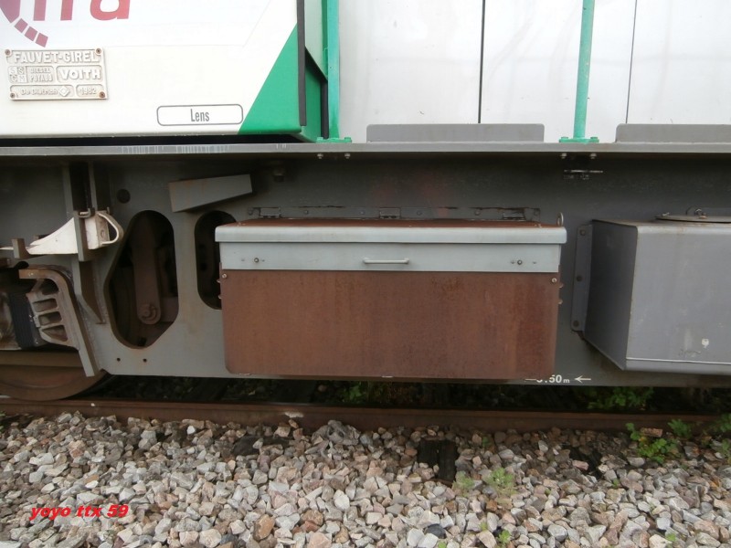 Y 8169=39.JPG