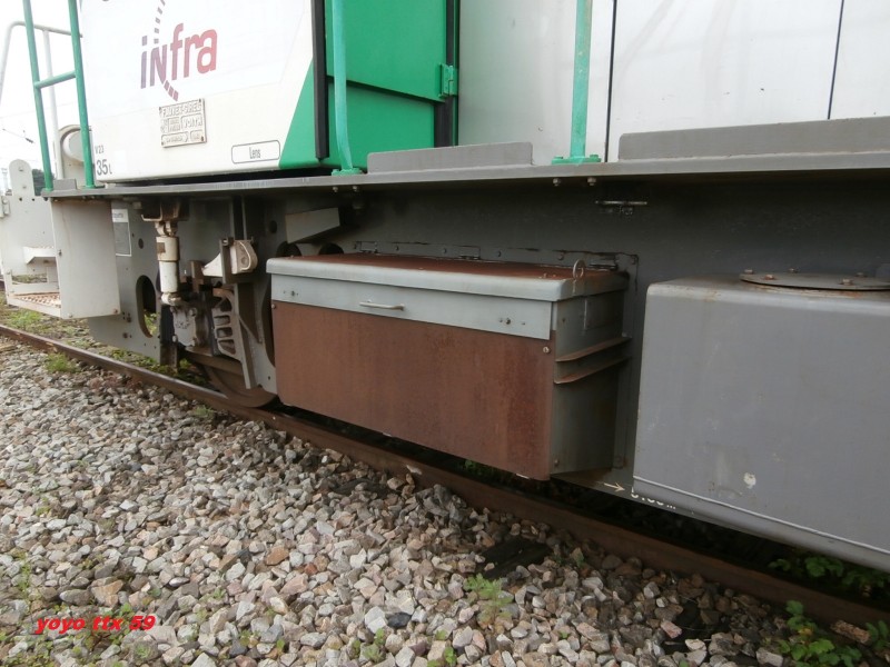 Y 8169=40.JPG