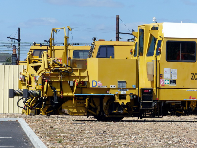 99 87 9 124 324-4 ZCA 2000 LGV (2016-08-21 C2MI  de SPDC) SNCF-PRG (2).jpg