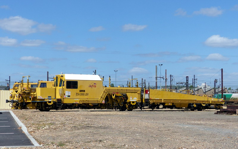 99 87 9 124 324-4 ZCA 2000 LGV (2016-08-21 C2MI  de SPDC) SNCF-PRG (1).jpg