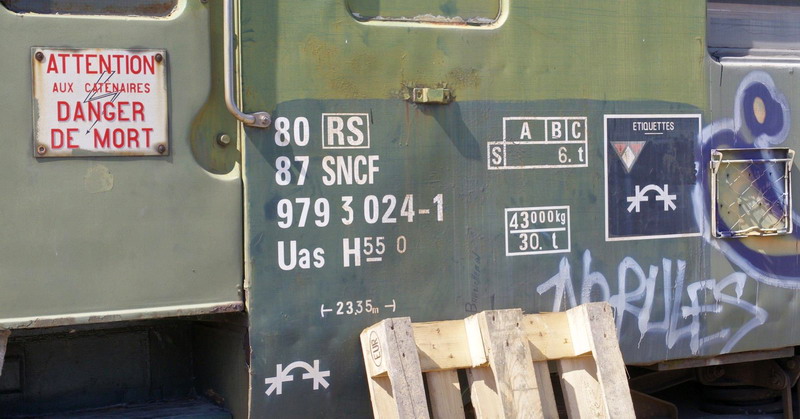 80 87 979 024-1 Uas H55 0 SNCF-RS (2013-05-05 Saint Quentin) (2).jpg