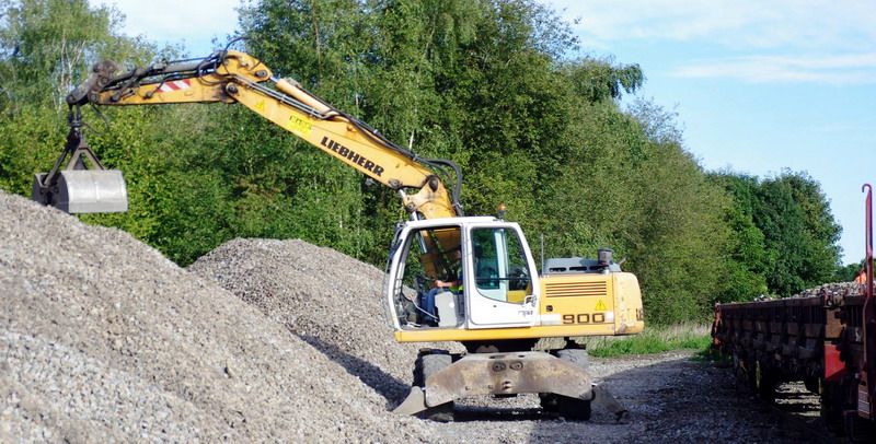 Liebherr 900 (2016-09-27 Ham) (26).jpg