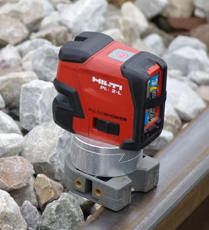 Laser de ligne Hilti Pro 2L (2016-09-27 Flavy le Martel).jpg
