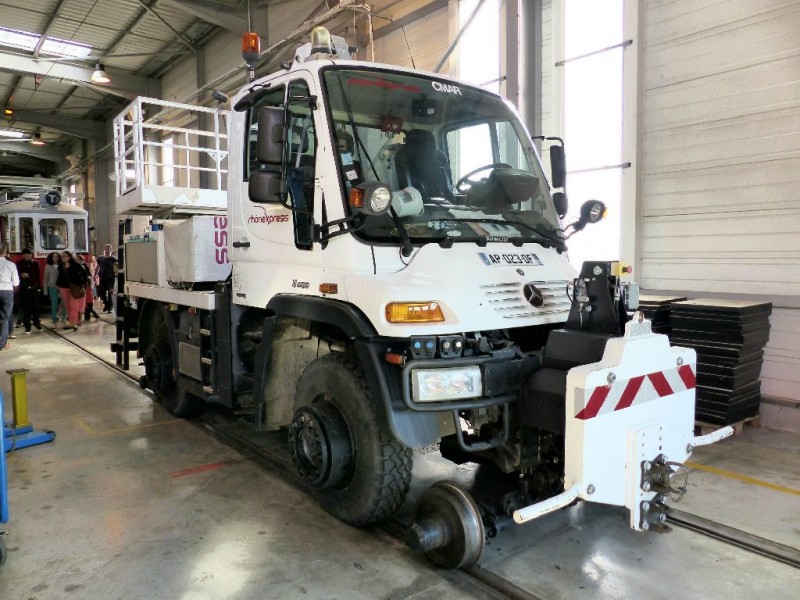 UNIMOG Rail-Route_01.JPG