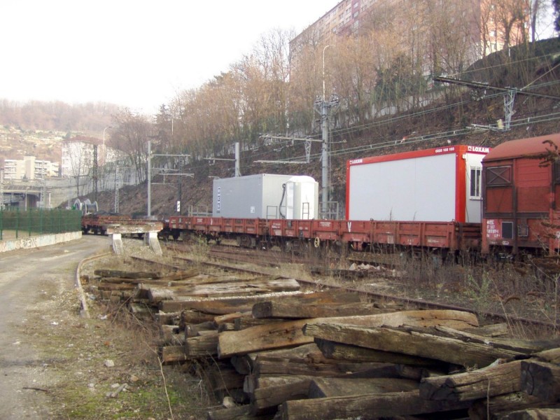 S39_624_02.jpg