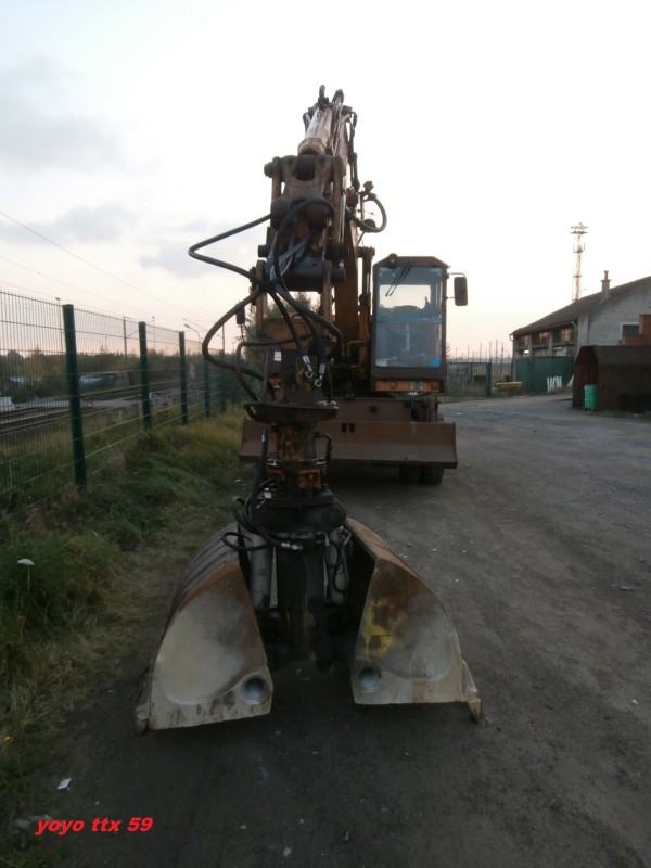 Case 688PRR CGF0003720=20.JPG