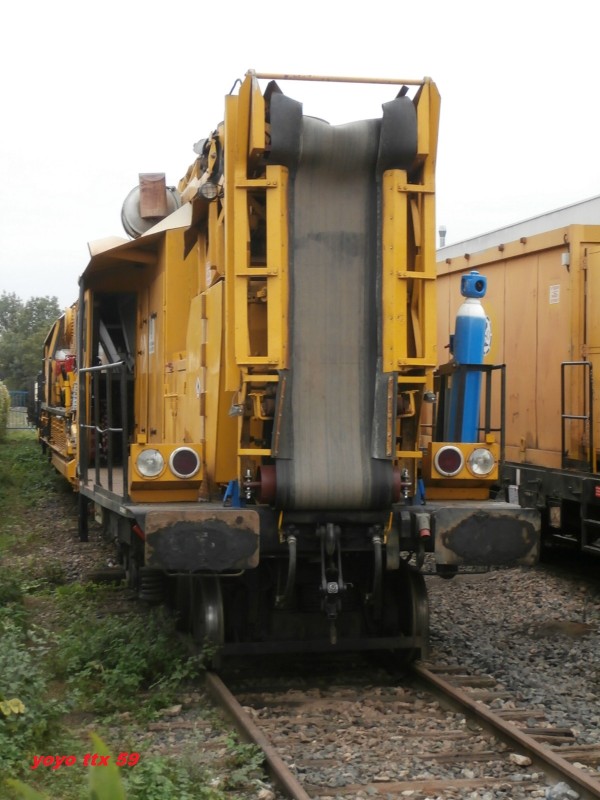 RM80 99 87 9 514 503-1 TSO=11.JPG