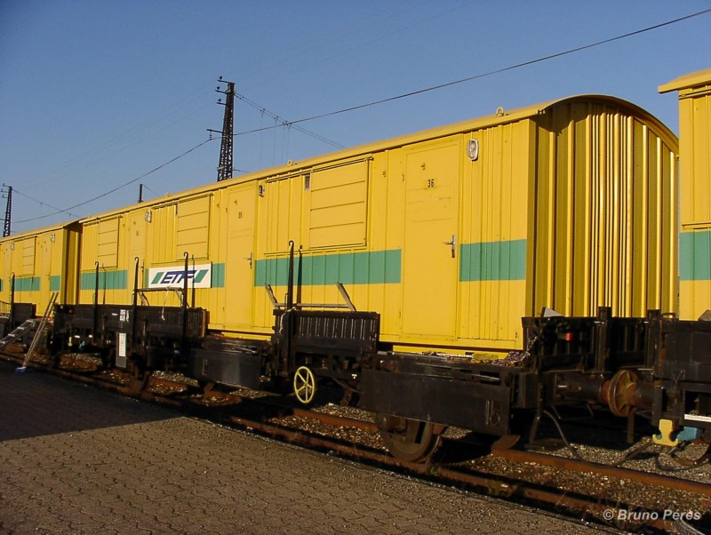 99 87 9 383 611-0 - ETF (1)-light.JPG