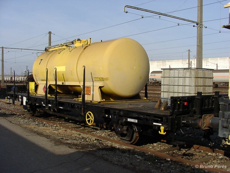 99 87 9 383 598-9 - ETF (10)-light.JPG