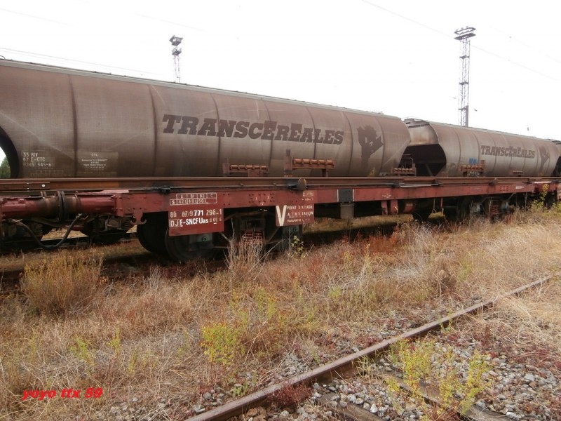 Uas S05-6 80 87 977 1 296-1 DJ=4.JPG