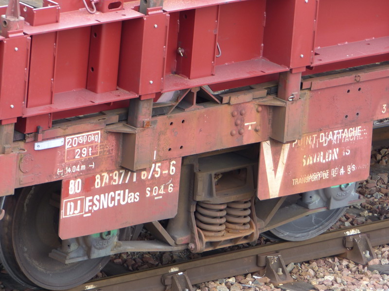 80 87 977 1 675-6 Uas S04 6 F SNCF-DJ (2015-09-04 SPDC) (2).jpg