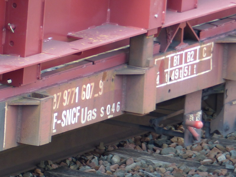 80 87 977 1 607-9 Uas S04 6 F SNCF-DJ (2015-06-23 SPDC) (2).jpg