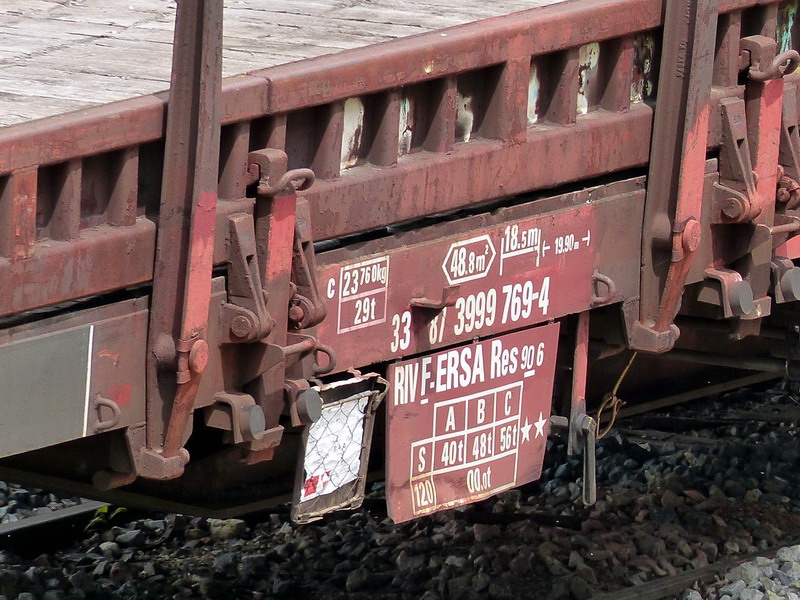 33 87 3999 768-4 Res 90 6 RIV F-ERSA (2015-06-13 BIDON V à SPDC) (2).jpg