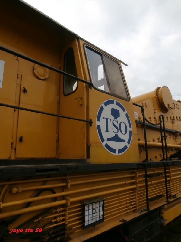 RM80 99 87 9 514 503-1 TSO=85.JPG