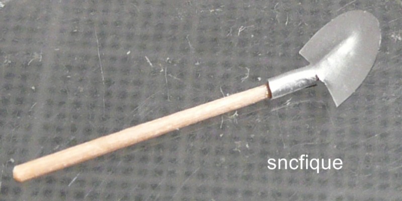 pelle v2.1.JPG (159.24 Kio) Vu 1691 fois pelle v2.1.JPG