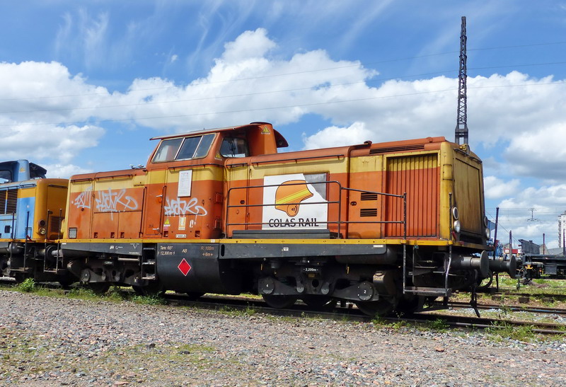99 87 9 182 598-2 (E017-05-14 SPDC) (2).jpg