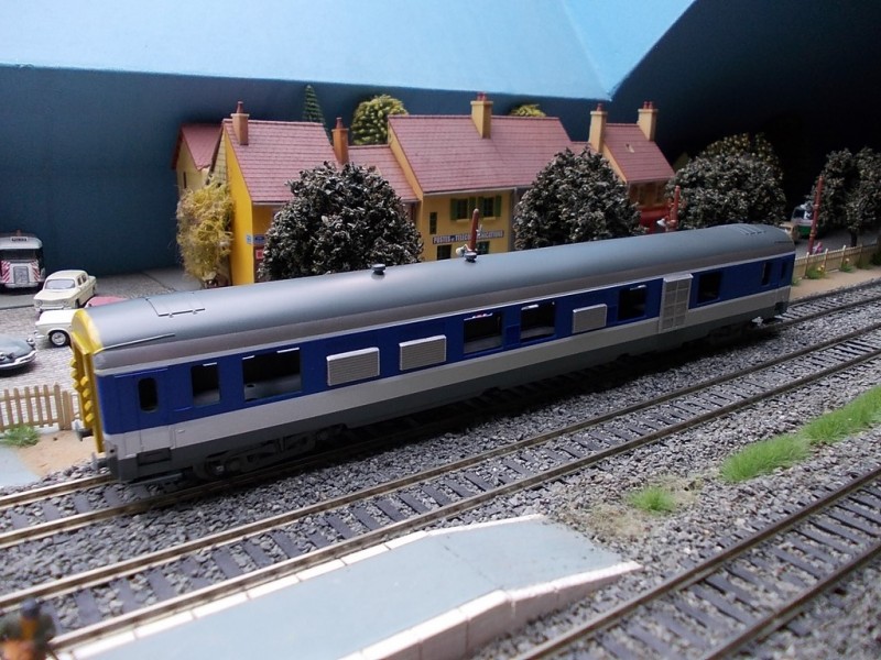 UIC TGV c.JPG
