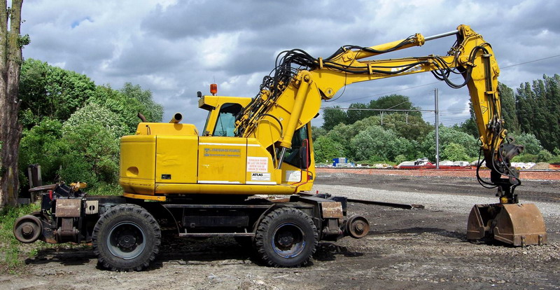 ATLAS TEREX 1604 KZW (2017-06-07 gare de Menin) Frateur de Pourcq (2).jpg