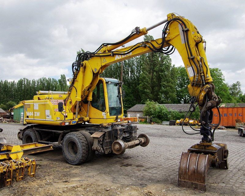 ATLAS TEREX 1604 KZW (2017-06-06-07 gare de Menin) Taverne NV (4).jpg