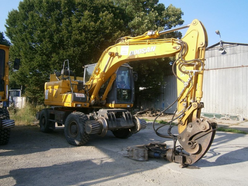 P28.JPG