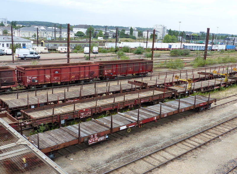 80 87 976 1 300-3 Uas R36 2 F-ERSA (2017-07-09 SPDC) (1).jpg